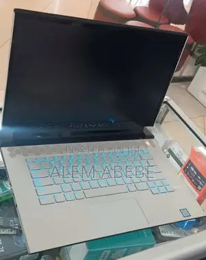 New Laptop Alienware Area-51m 8GB Intel Core i7 SSD 1T