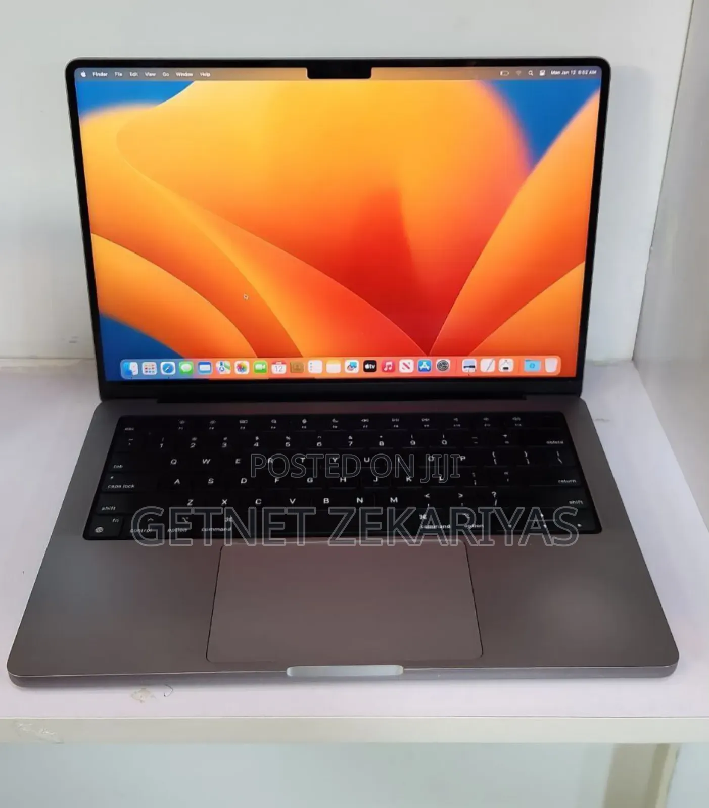 New Laptop Apple MacBook Pro M1 16GB Apple M1 Pro SSD 512GB