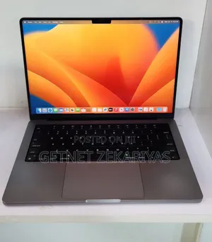 New Laptop Apple MacBook Pro M1 16GB Apple M1 Pro SSD 512GB