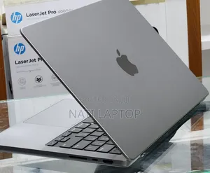 New Laptop Apple MacBook Pro M1 16GB Apple M1 Pro SSD 512GB