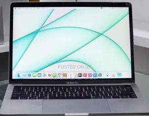 New Laptop Apple MacBook Pro 2019 16GB Intel Core i7 SSD 1T