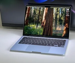 New Laptop Apple MacBook Air 16GB Apple M4 SSD 256GB