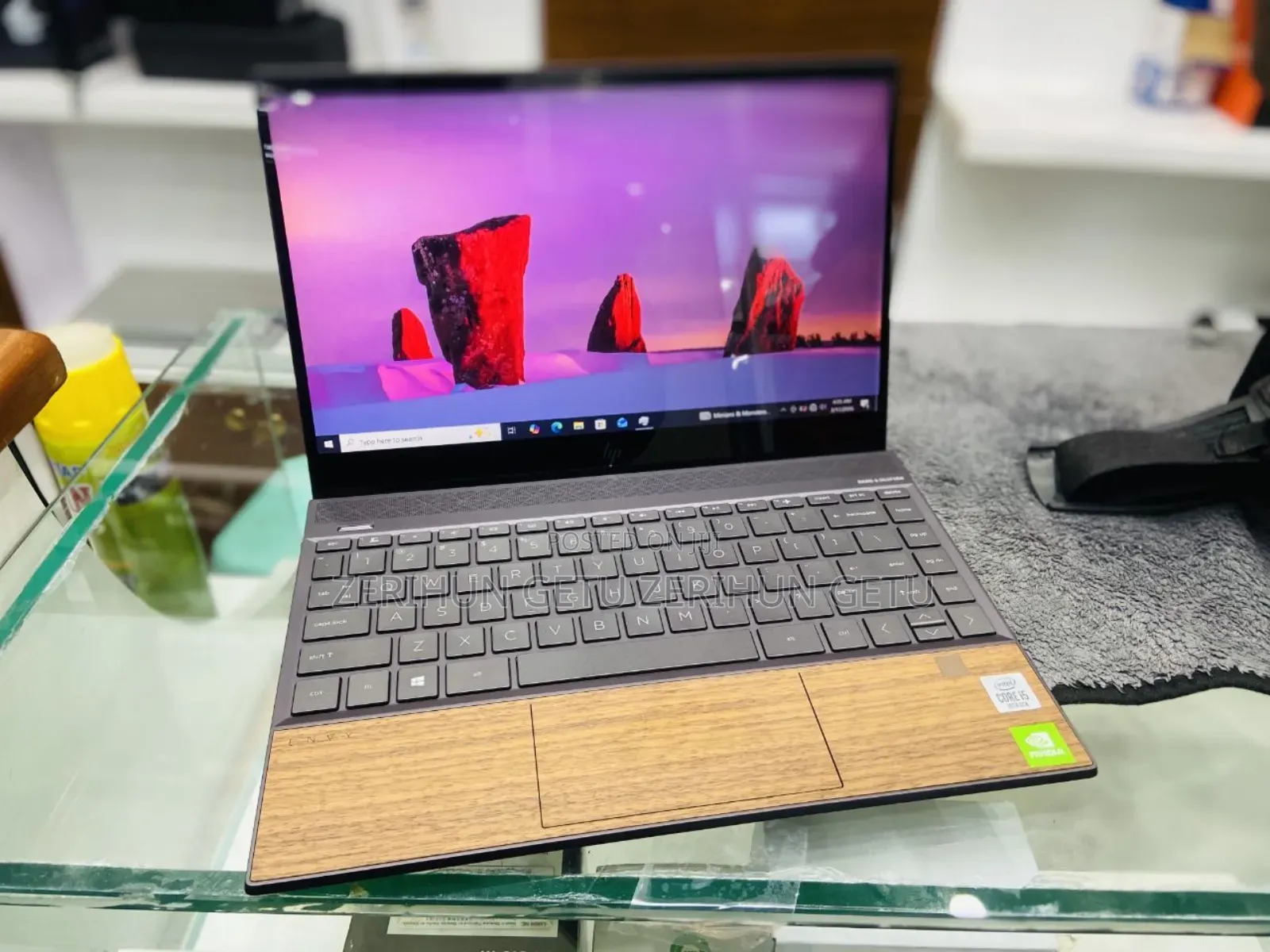 New Laptop HP 8GB Intel Core i5 SSD 512GB