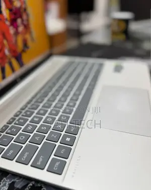 New Laptop HP Pavilion 15 16GB Intel Core i7 SSD 1T