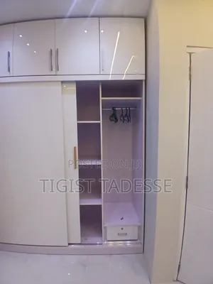 Closet(ቁም ሳጥን )Done by Uv Board ተንሸራታች በር