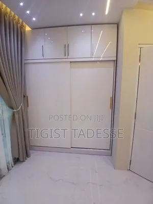 Closet(ቁም ሳጥን )Done by Uv Board ተንሸራታች በር