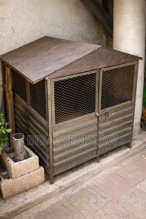 Doghouse for Sell