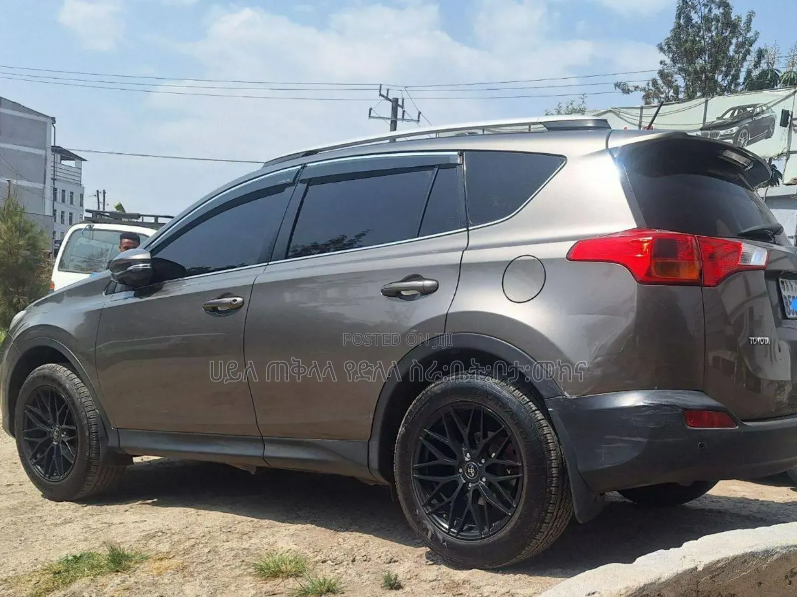 Toyota RAV4 2015 Pink