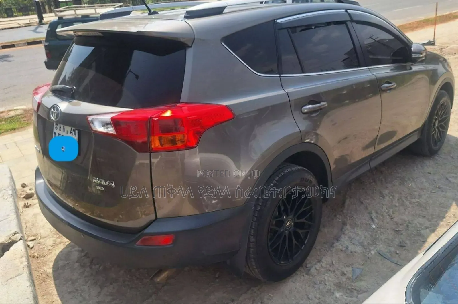 Toyota RAV4 2015 Pink