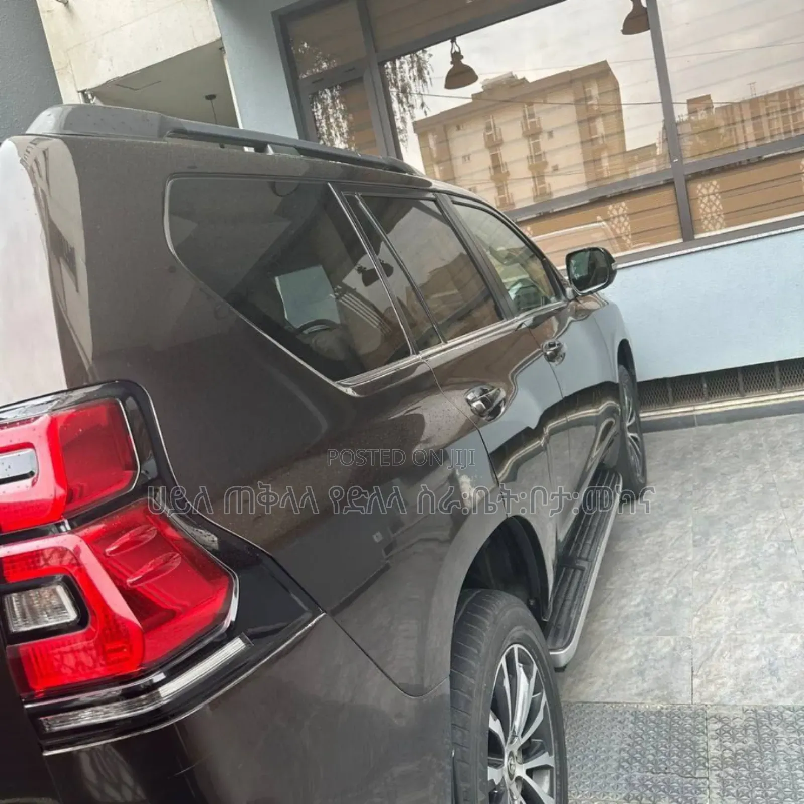 Toyota Land Cruiser Prado 2019 Pink