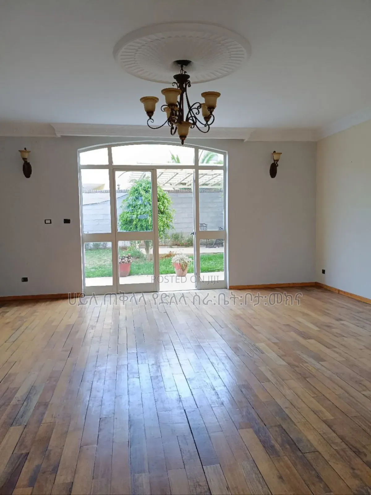 Furnished 6bdrm Townhouse/Terrace in Ccd Real State, Oromia-Finfinne
