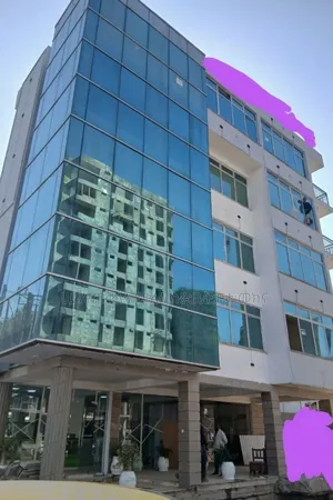 200 M2 G+4 Commercial Buliding Bolle Area for Sale