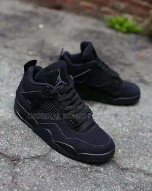 Jordan 4 Black Cat