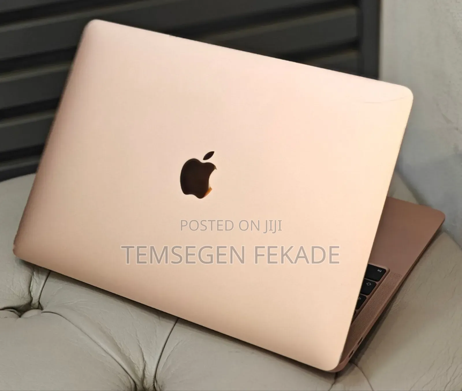 New Laptop Apple MacBook Air 2020 8GB Intel Core i3 SSD 256GB