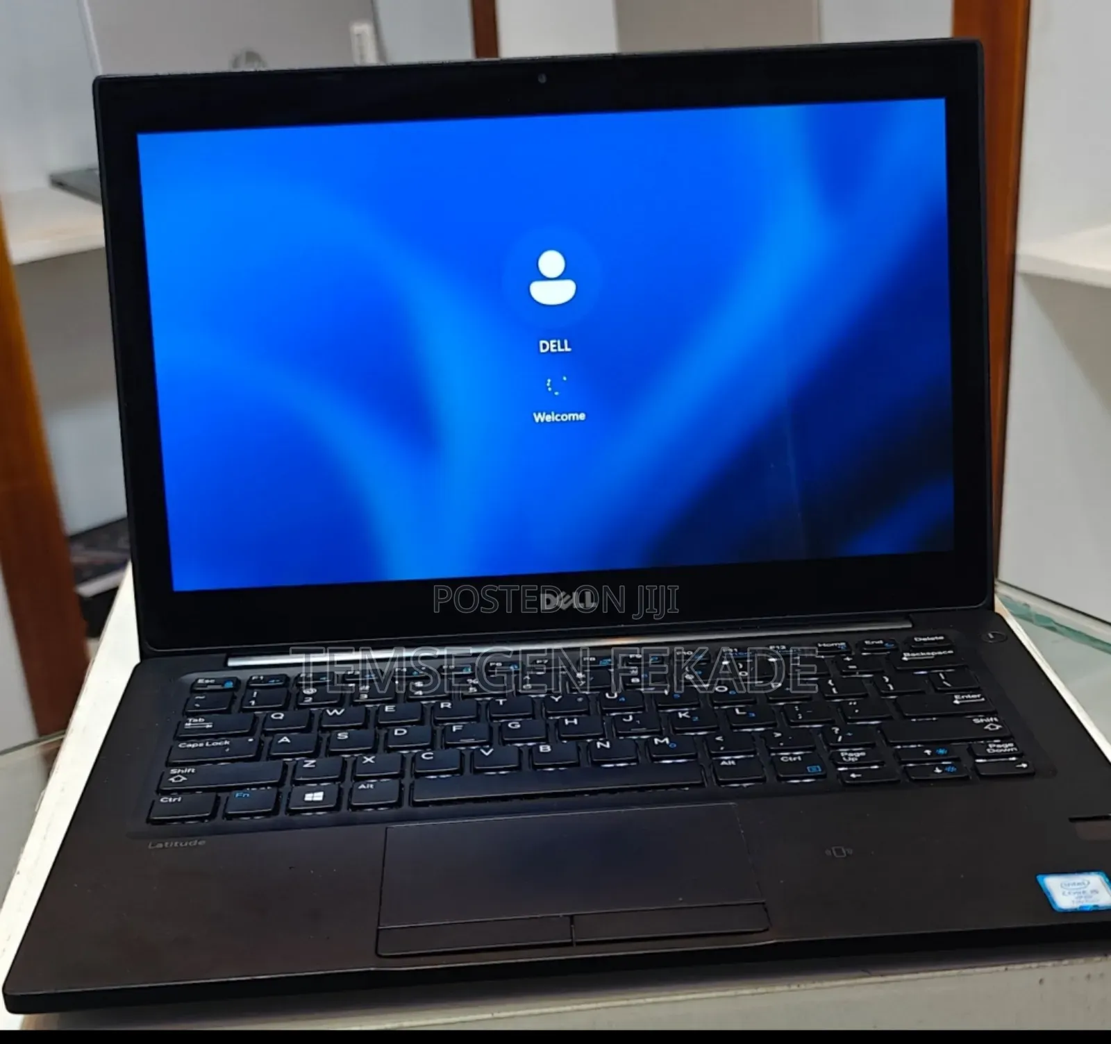 New Laptop Dell Latitude 13 3000 8GB Intel Core i5 SSD 256GB