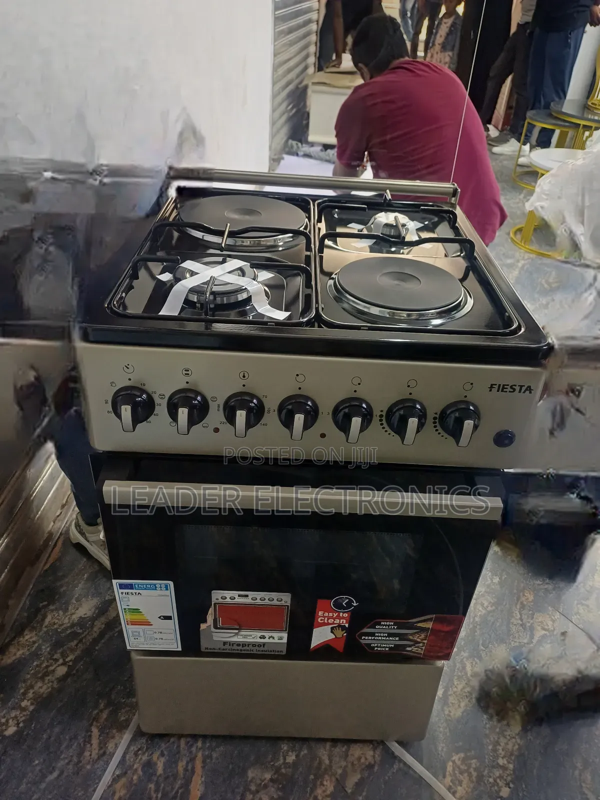 Fiesta Oven 50×50 – Compact Powerful Cooker