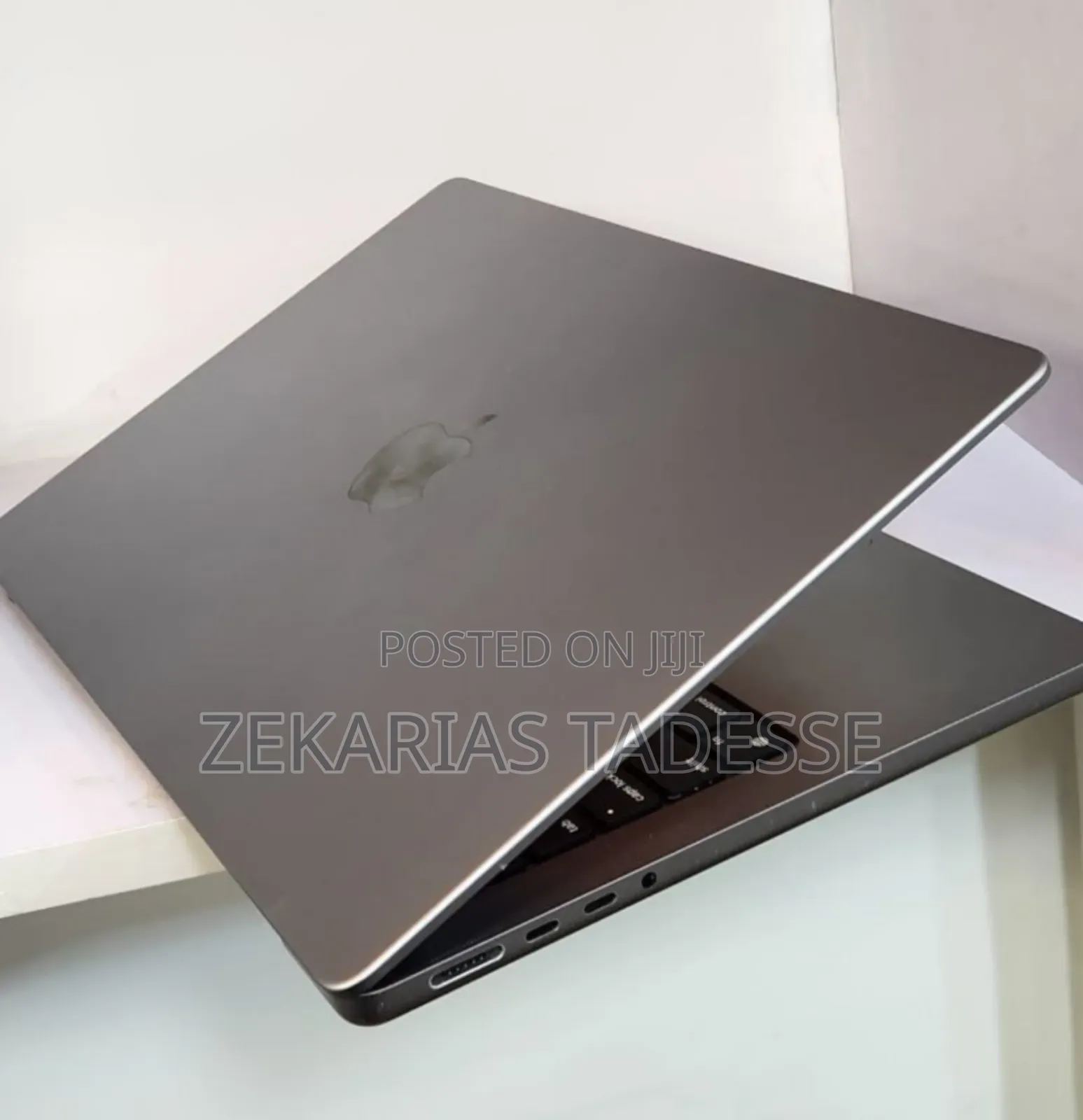New Laptop Apple MacBook Pro M1 16GB Apple M1 SSD 512GB