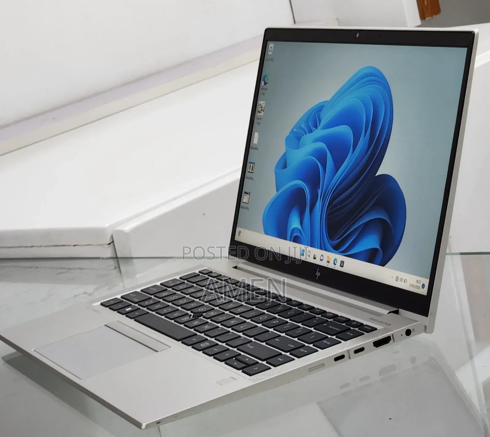 New Laptop HP EliteBook 840 G8 16GB AMD Ryzen 5 SSD 512GB