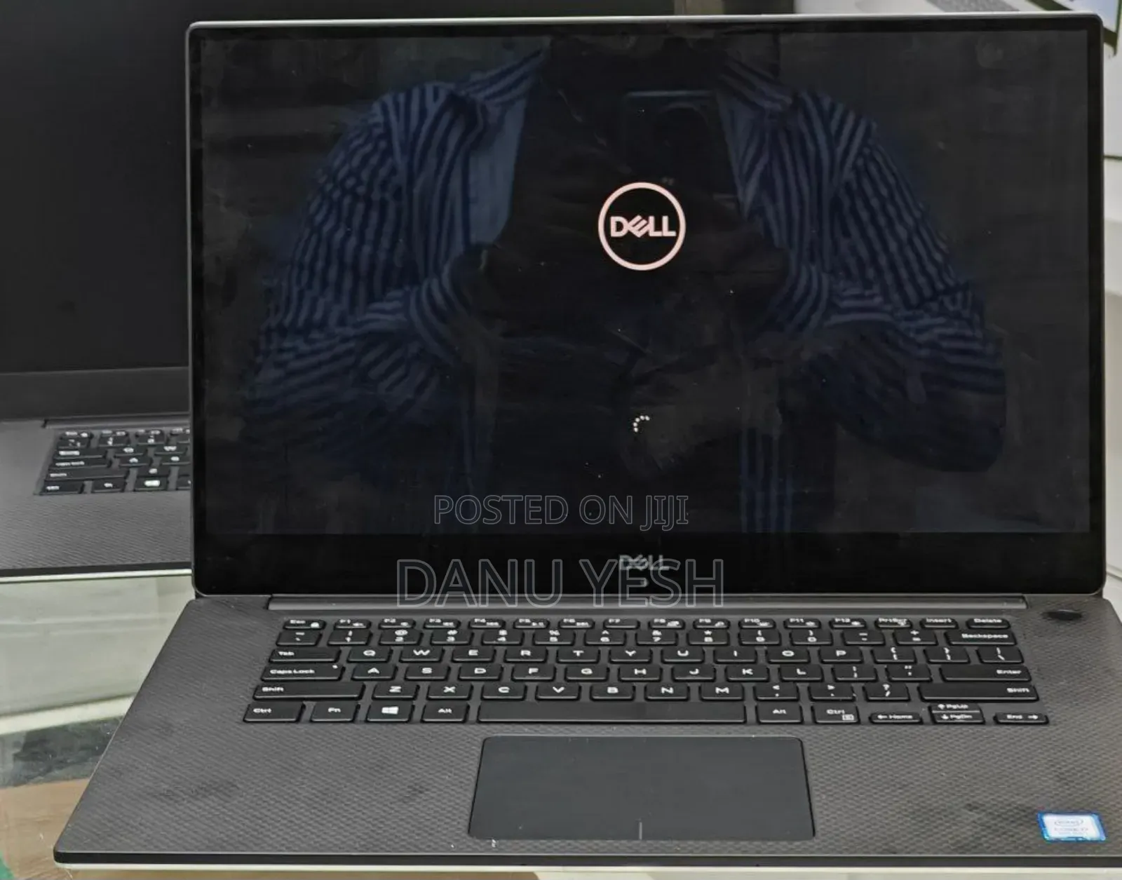 New Laptop Dell XPS 15 16GB Intel Core i7 SSD 512GB