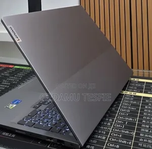 New Laptop Lenovo 16GB Intel Core i5 SSD 512GB