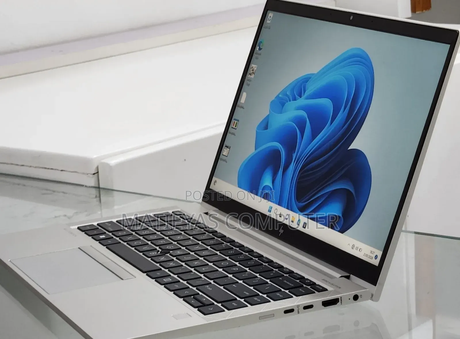 New Laptop HP EliteBook 840 16GB AMD Ryzen 5 SSD 512GB