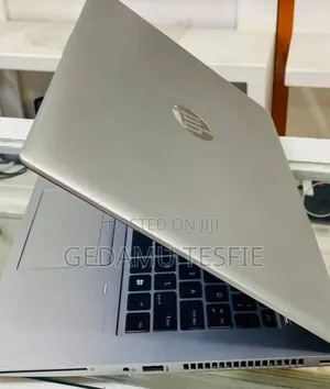 New Laptop HP 8GB Intel Core i5 SSD 256GB