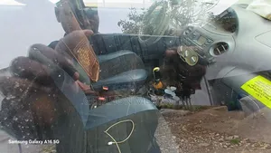 Toyota Vitz 2004 Gold