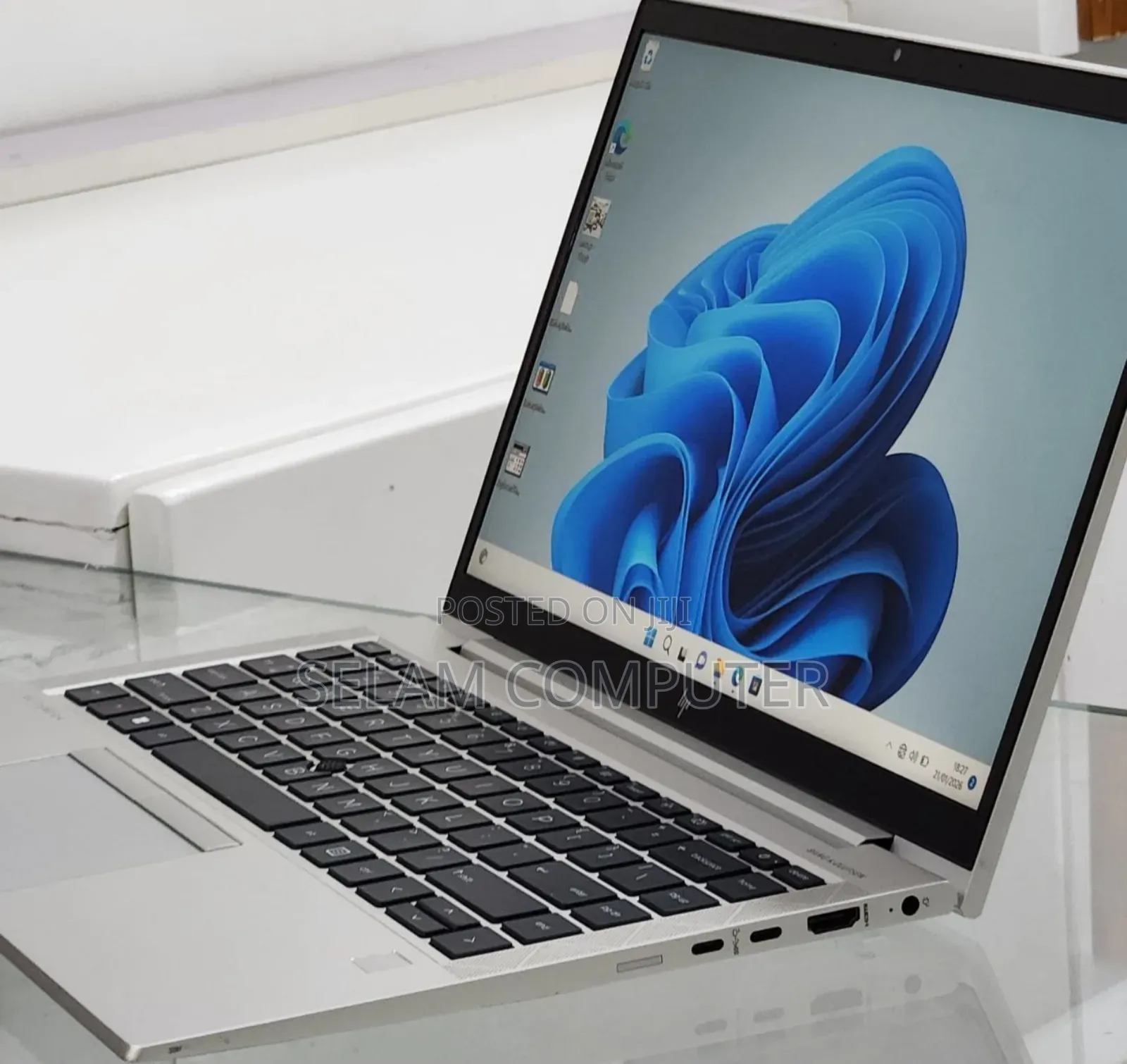 New Laptop HP EliteBook 840 G8 16GB AMD Ryzen 5 SSD 512GB