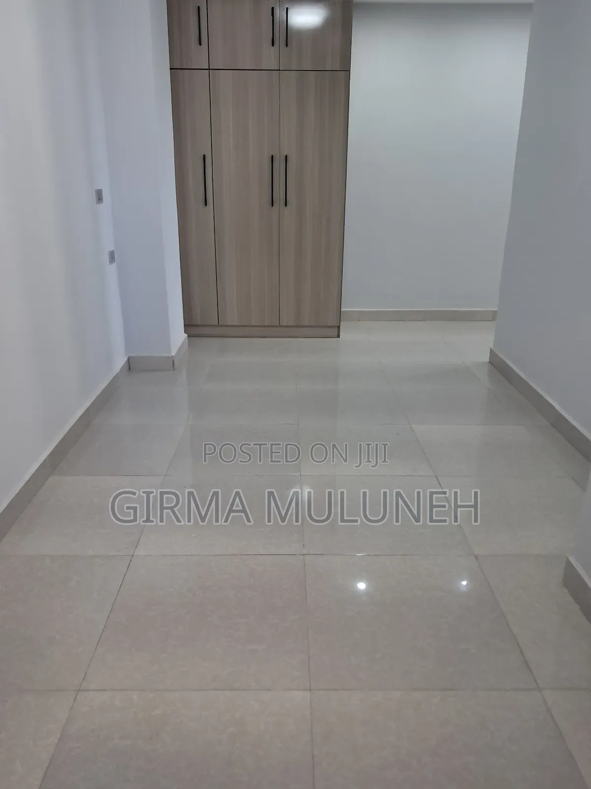 Furnished 4bdrm Apartment in አዲስ ህይወት ሆስፒታል, Bole for sale