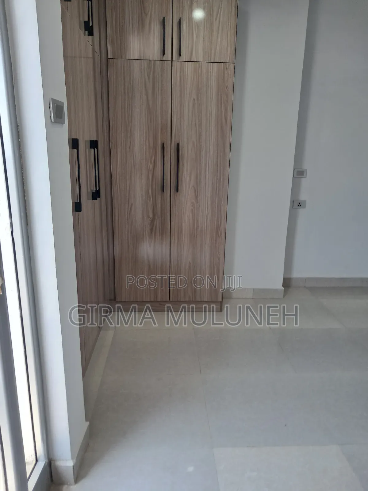 Furnished 4bdrm Apartment in አዲስ ህይወት ሆስፒታል, Bole for sale
