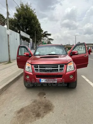 Isuzu D-MAX 2007 Red