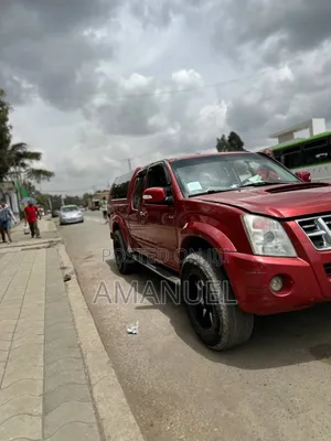 Isuzu D-MAX 2007 Red