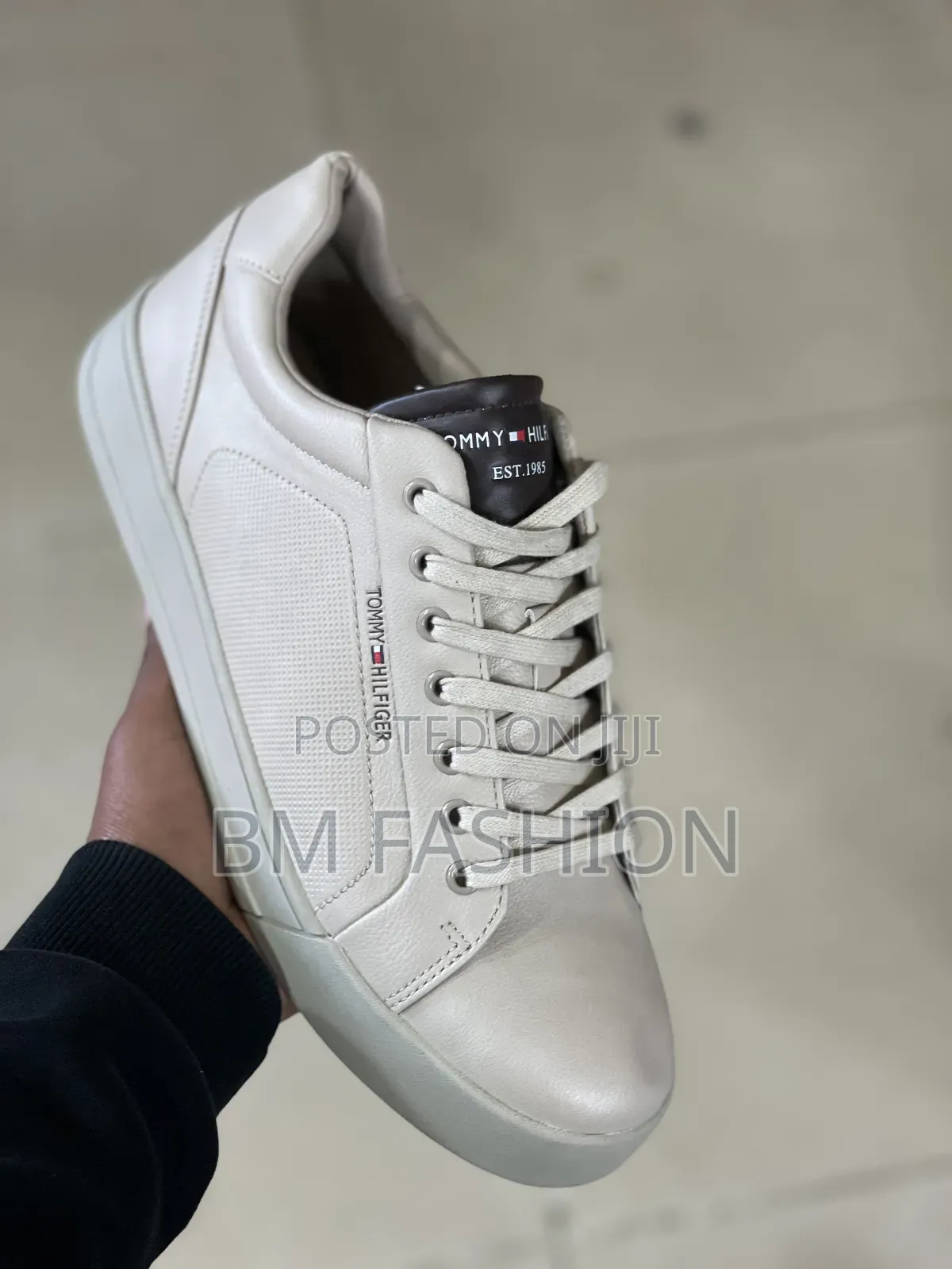 Tommy Hilfiger Smart Casual Shoes: Minimalist Style