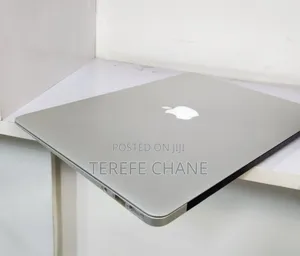 New Laptop Apple MacBook Air 2012 8GB Intel Core i5 SSD 128GB