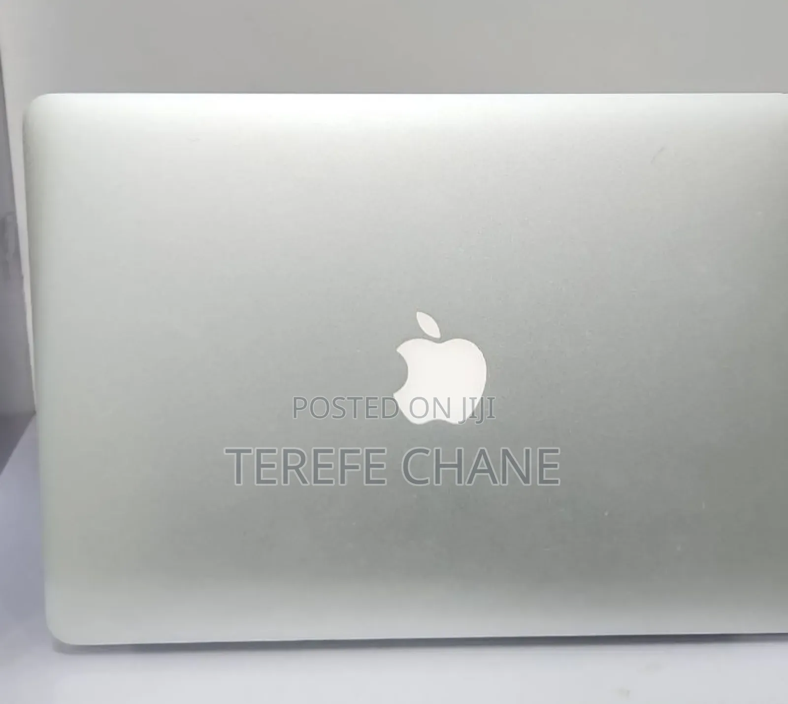 New Laptop Apple MacBook Air 2012 8GB Intel Core i5 SSD 128GB