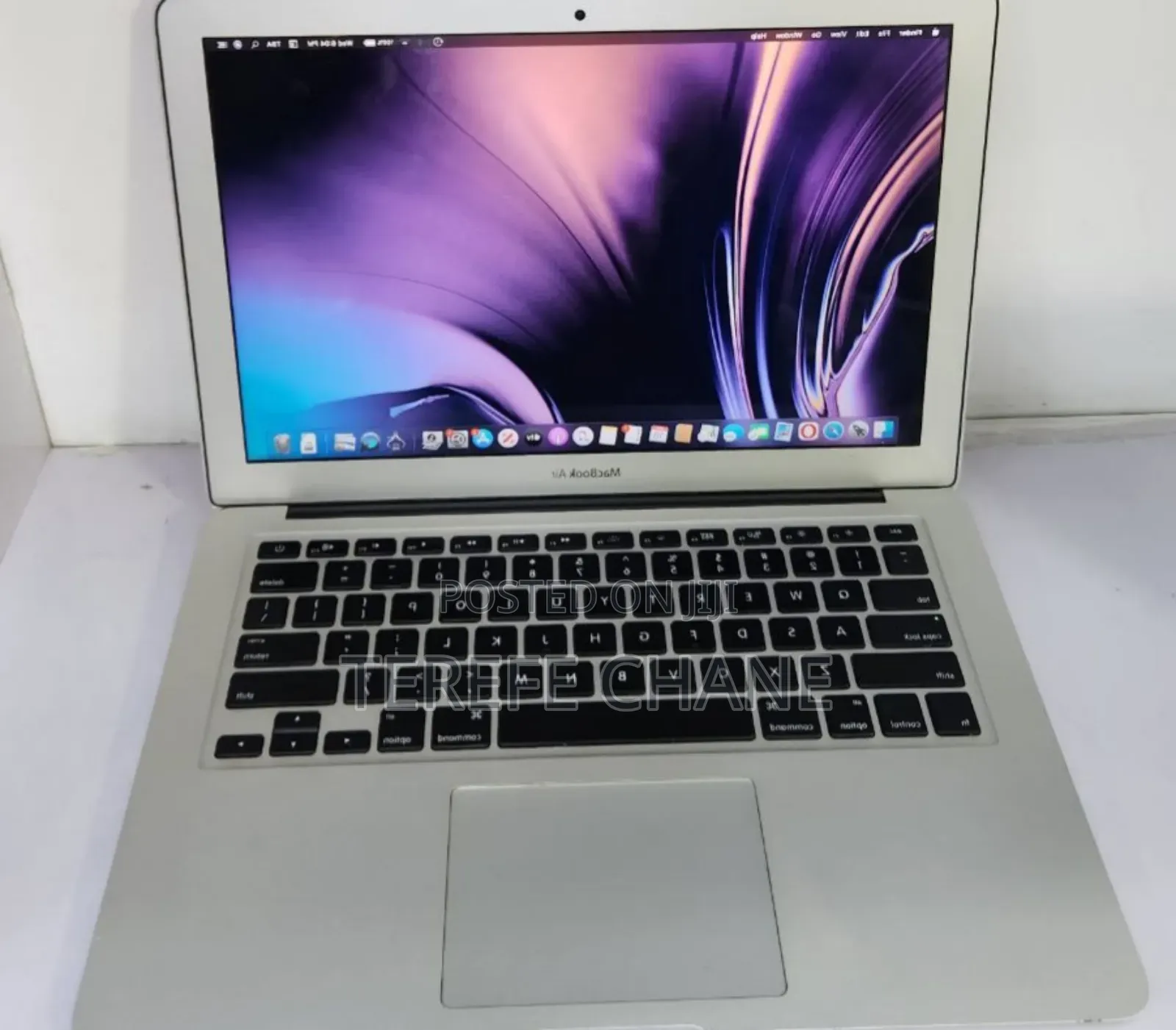 New Laptop Apple MacBook Air 2012 8GB Intel Core i5 SSD 128GB