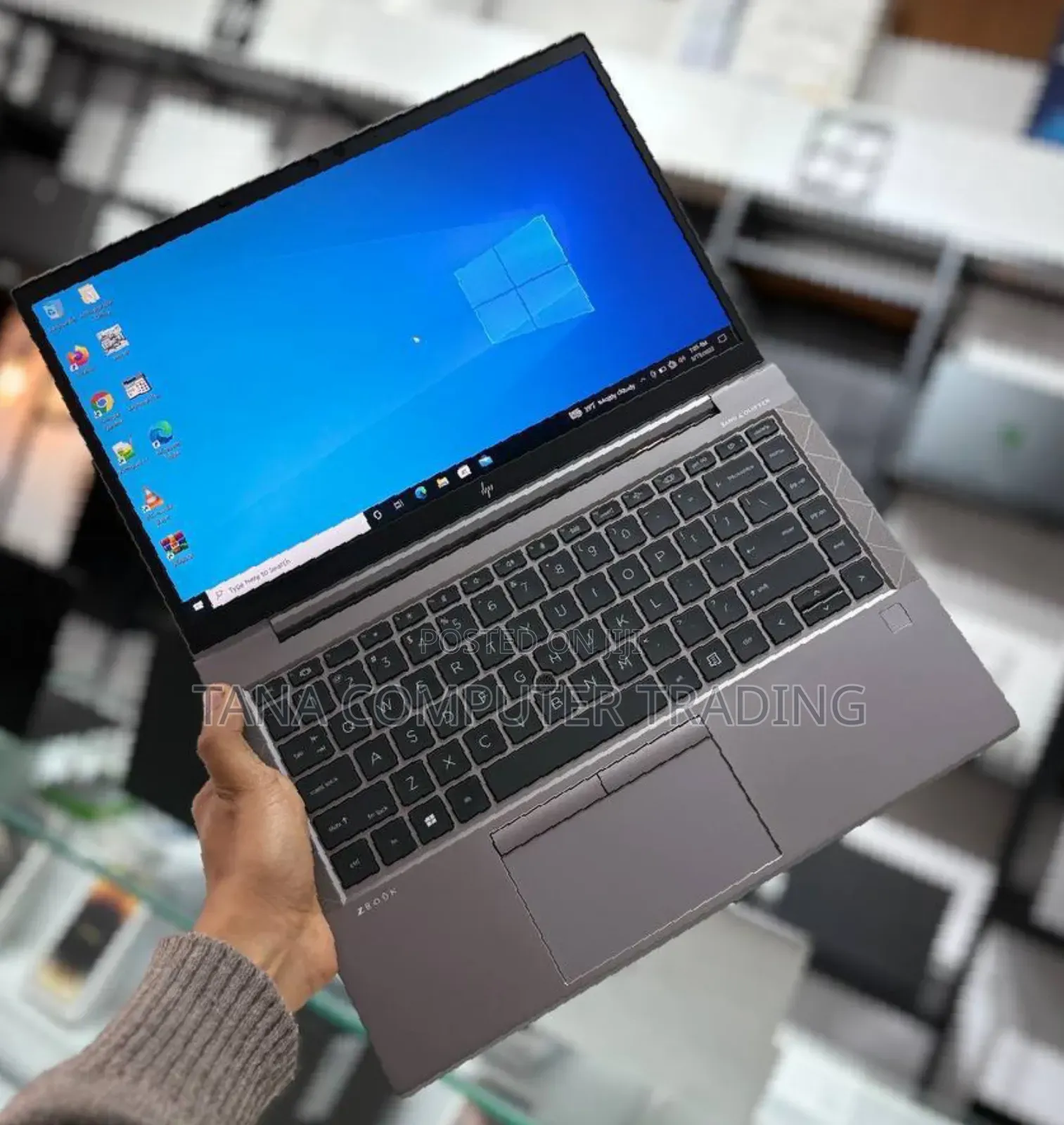 New Laptop HP ZBook Studio G8 16GB Intel Core i7 SSD 512GB