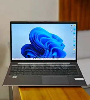 New Laptop HP ZBook Firefly 15 G7 16GB Intel Core i7 SSD 512GB