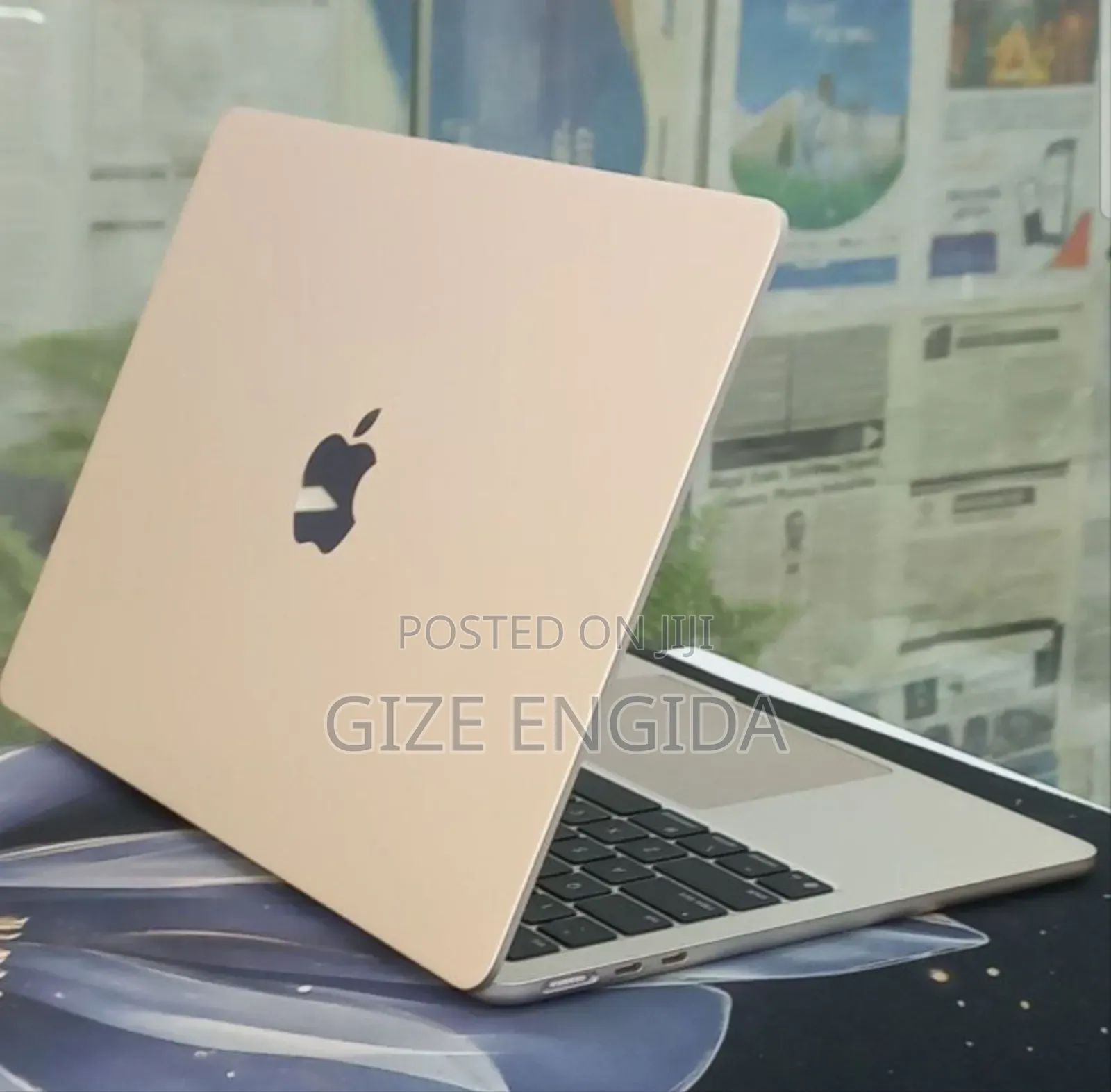 New Apple MacBook Air 2025 M4 15-inch 16GB Apple M4 Max SSD 256GB
