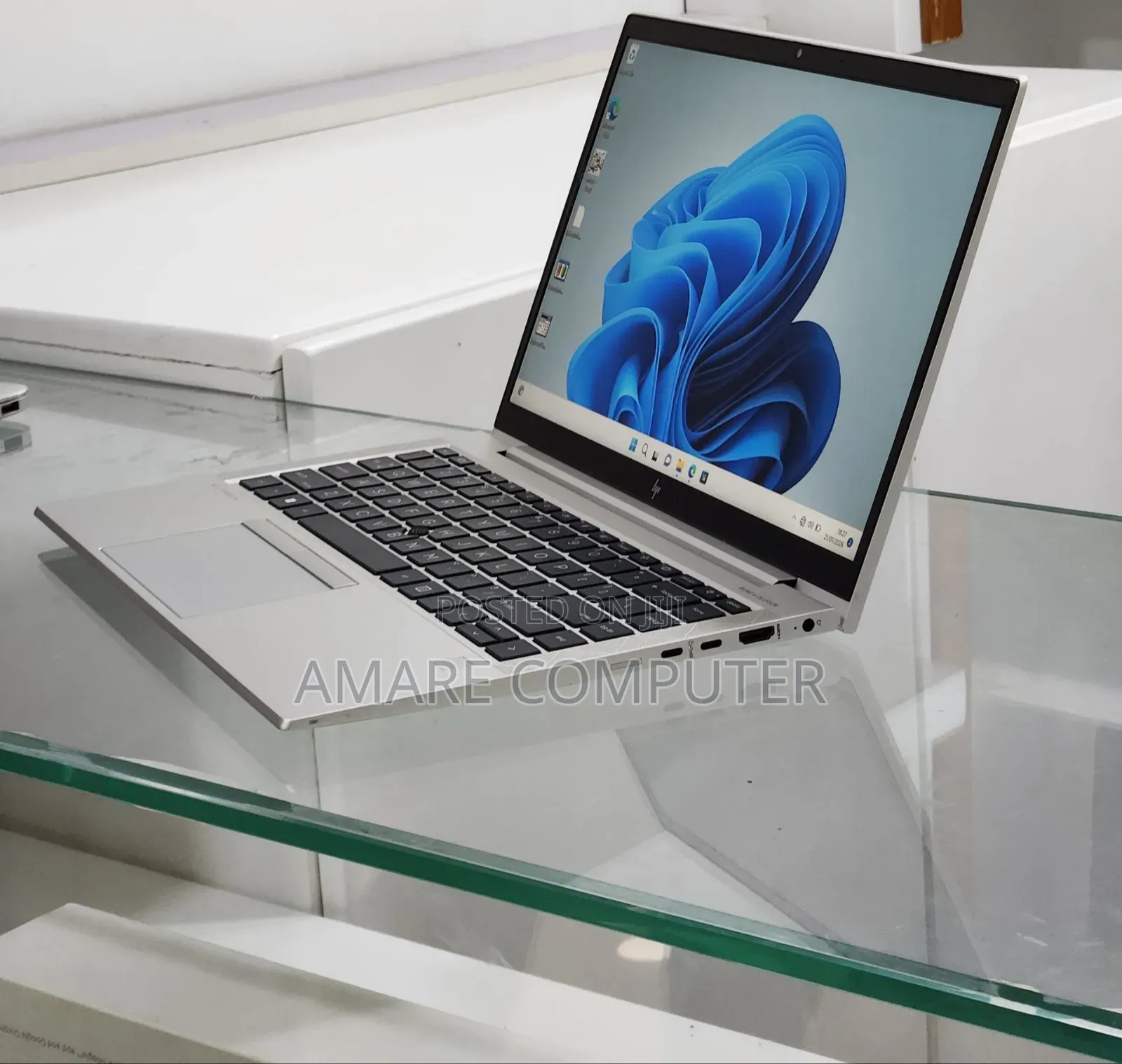 New Laptop HP EliteBook 840 G8 16GB AMD Ryzen 5 SSD 512GB