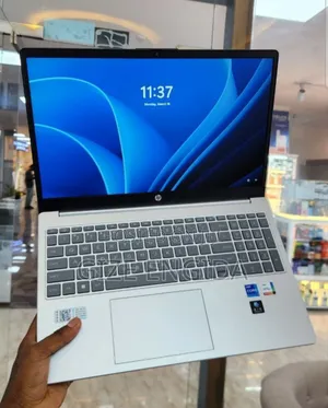New Laptop HP Stream Notebook 16GB Intel Core i7 SSD 512GB