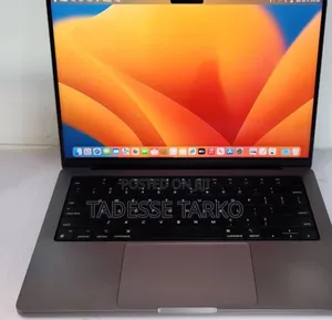 New Laptop Apple MacBook Pro M1 16GB Apple M1 Pro SSD 512GB