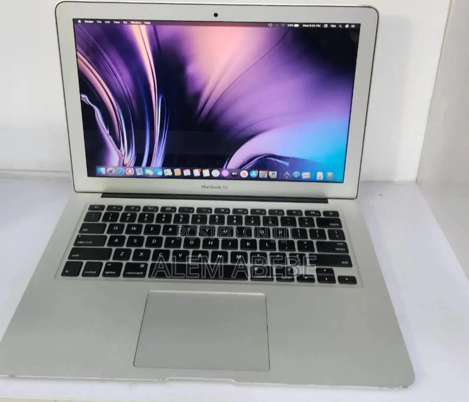New Laptop Apple MacBook Air 2012 4GB Intel Core i5 SSD 128GB