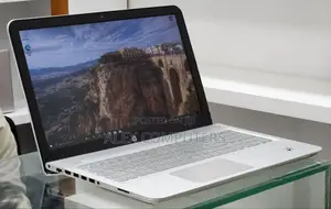 New Laptop HP Envy 15 8GB Intel Core i5 HDD+SSD 128GB