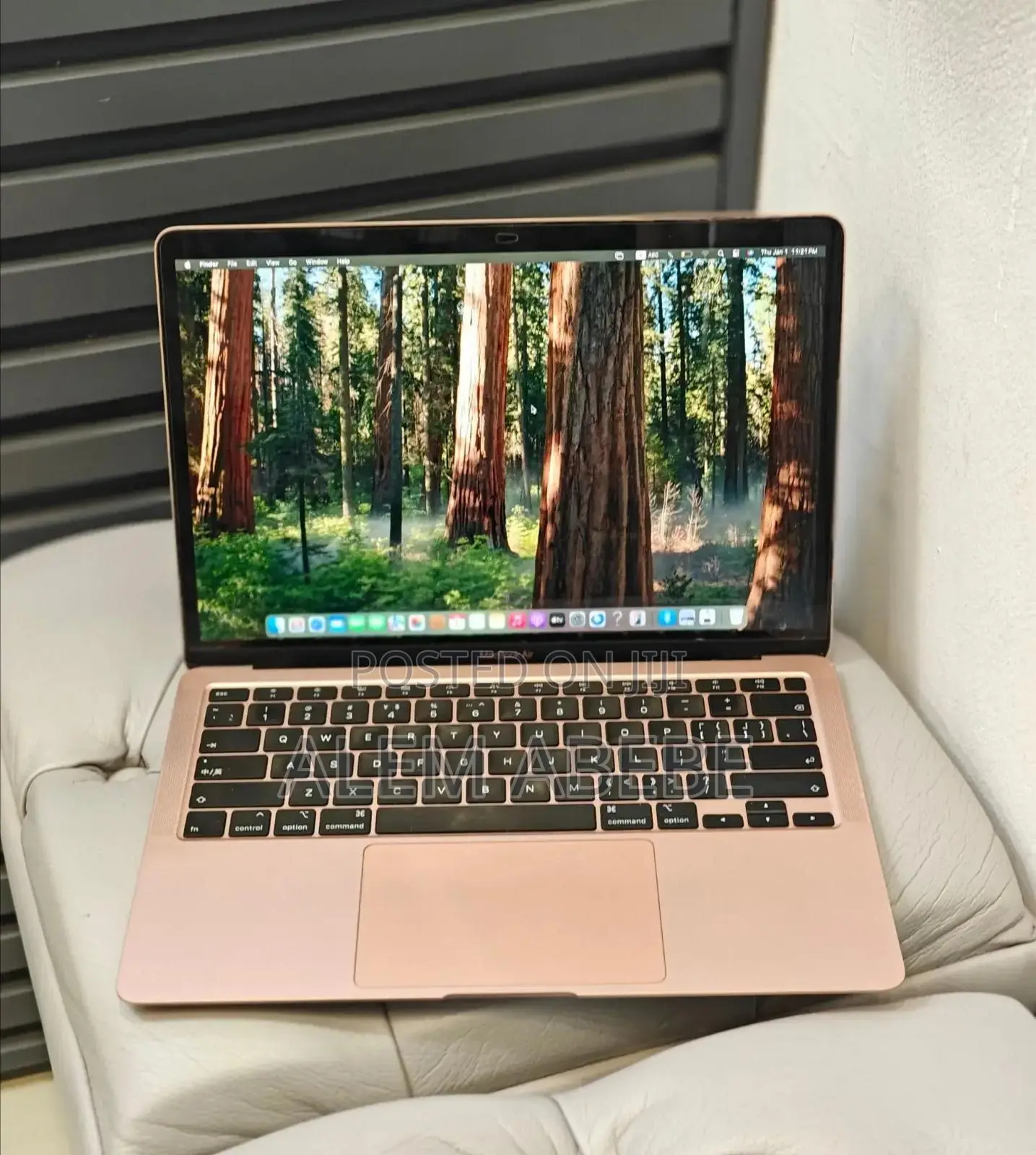 New Laptop Apple MacBook Air 2020 8GB Intel Core i3 SSD 256GB