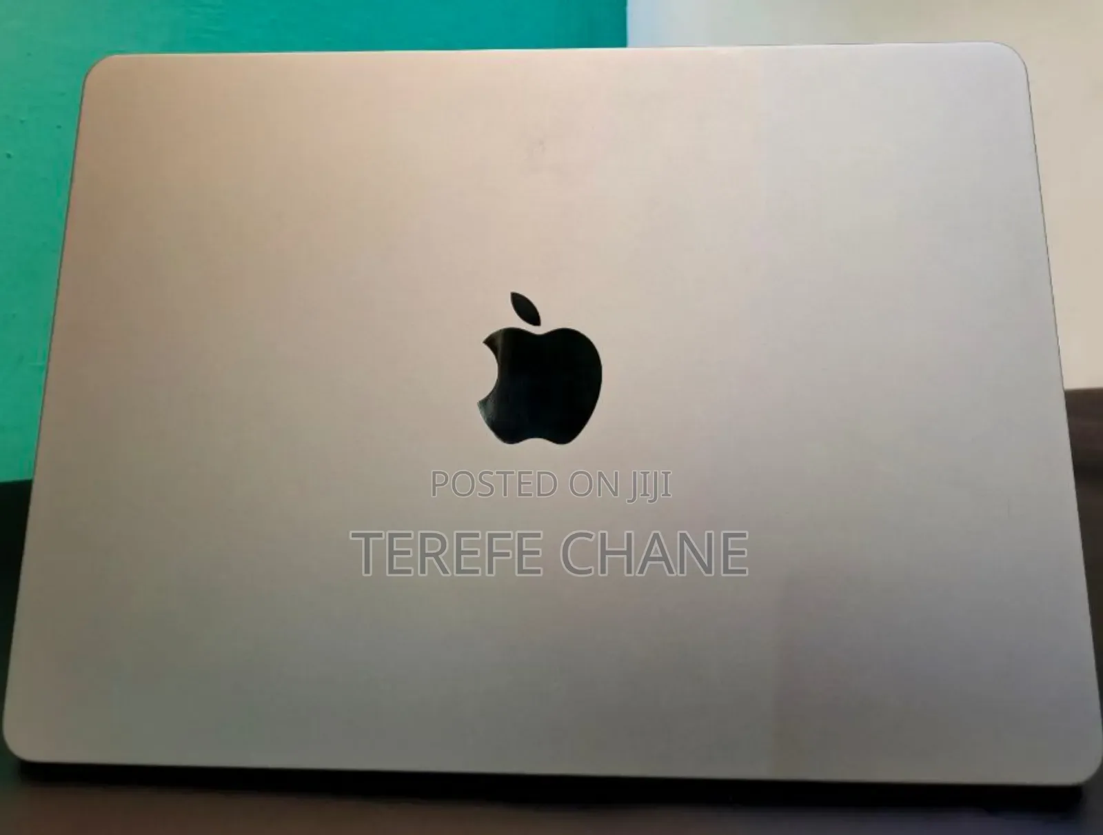 New Laptop Apple MacBook Air 2022 M2 8GB Apple M2 SSD 512GB