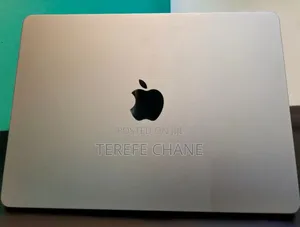 New Laptop Apple MacBook Air 2022 M2 8GB Apple M2 SSD 512GB