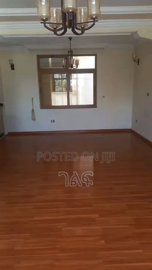 6bdrm House in የሚሸጥ 250 ካሬ G+1 አያት, Bole for sale
