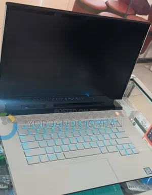 New Laptop Alienware M15 r3 8GB Intel Core i7 SSD 1T