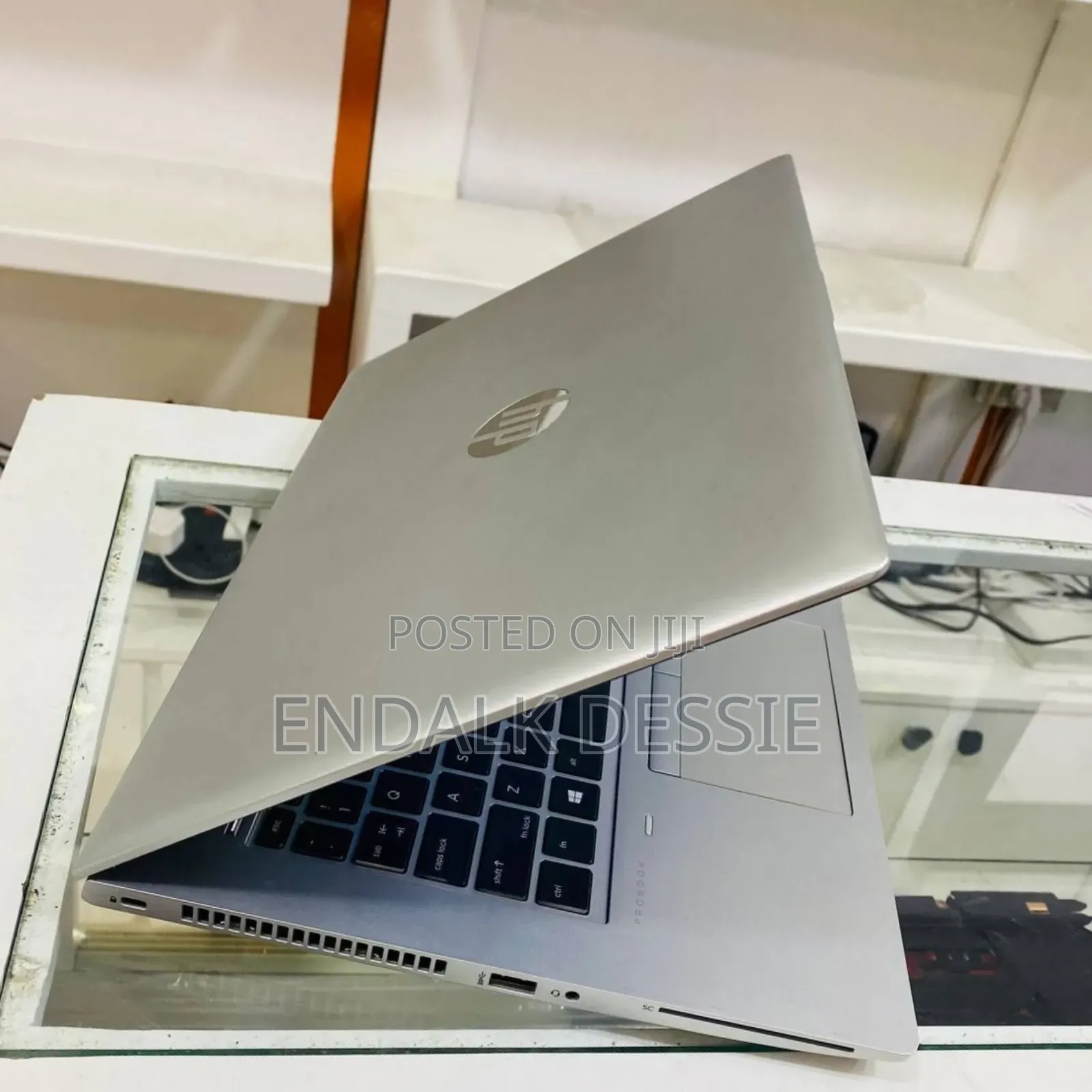 New Laptop HP ProBook 430 G8 8GB Intel Core i5 SSD 256GB